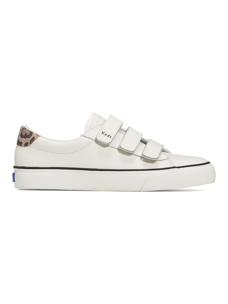 Zapatilla-Jump-Kick-V-Cuero-Blanca-Animal-Print