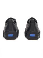 Zapatilla triple up Cuero Negra