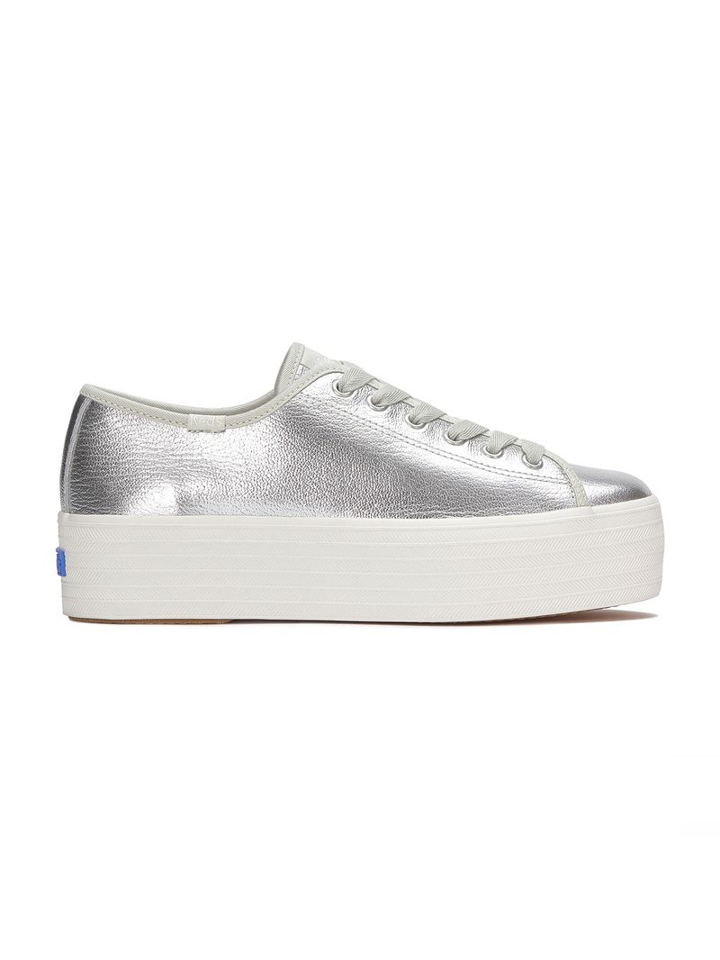 Triple Up Cuero Metálica