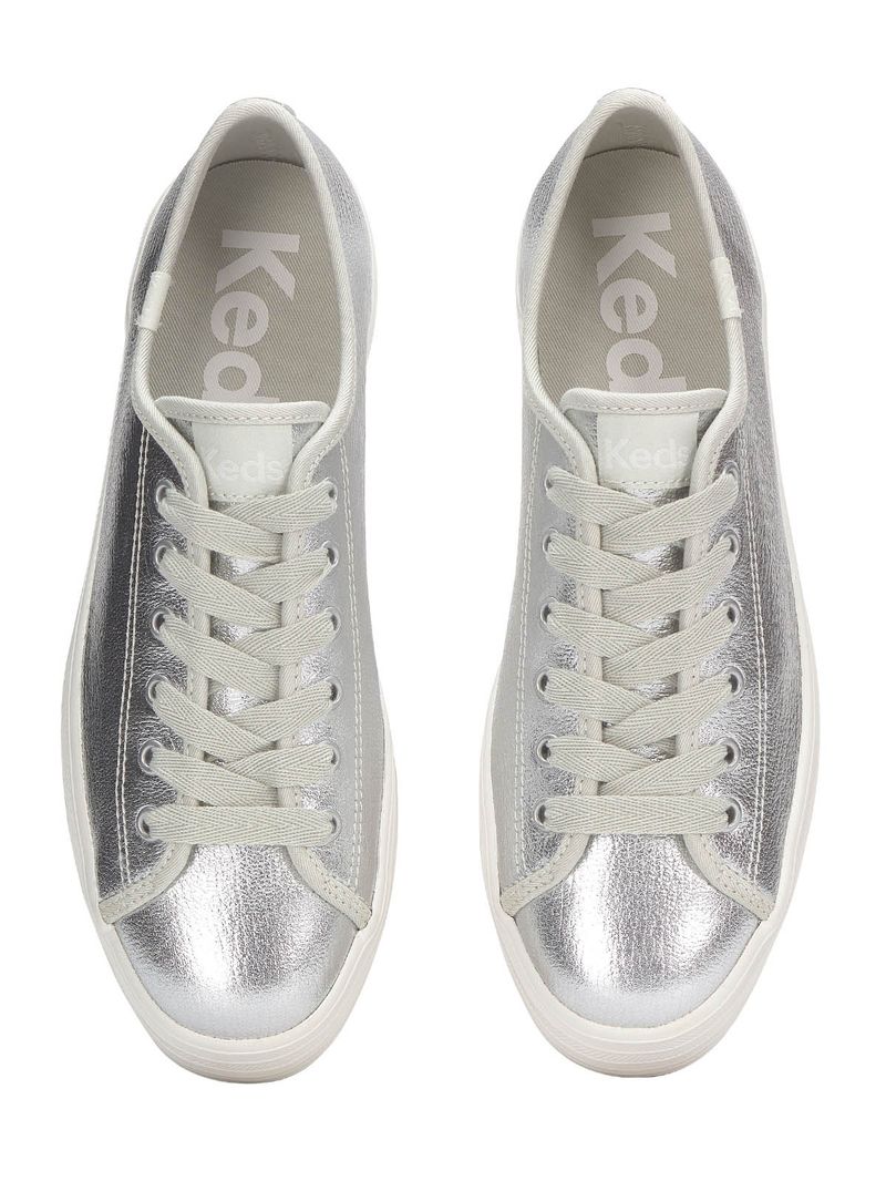 Triple Up Cuero Metálica