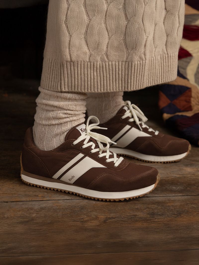 Zapatilla-Rena-Cafe